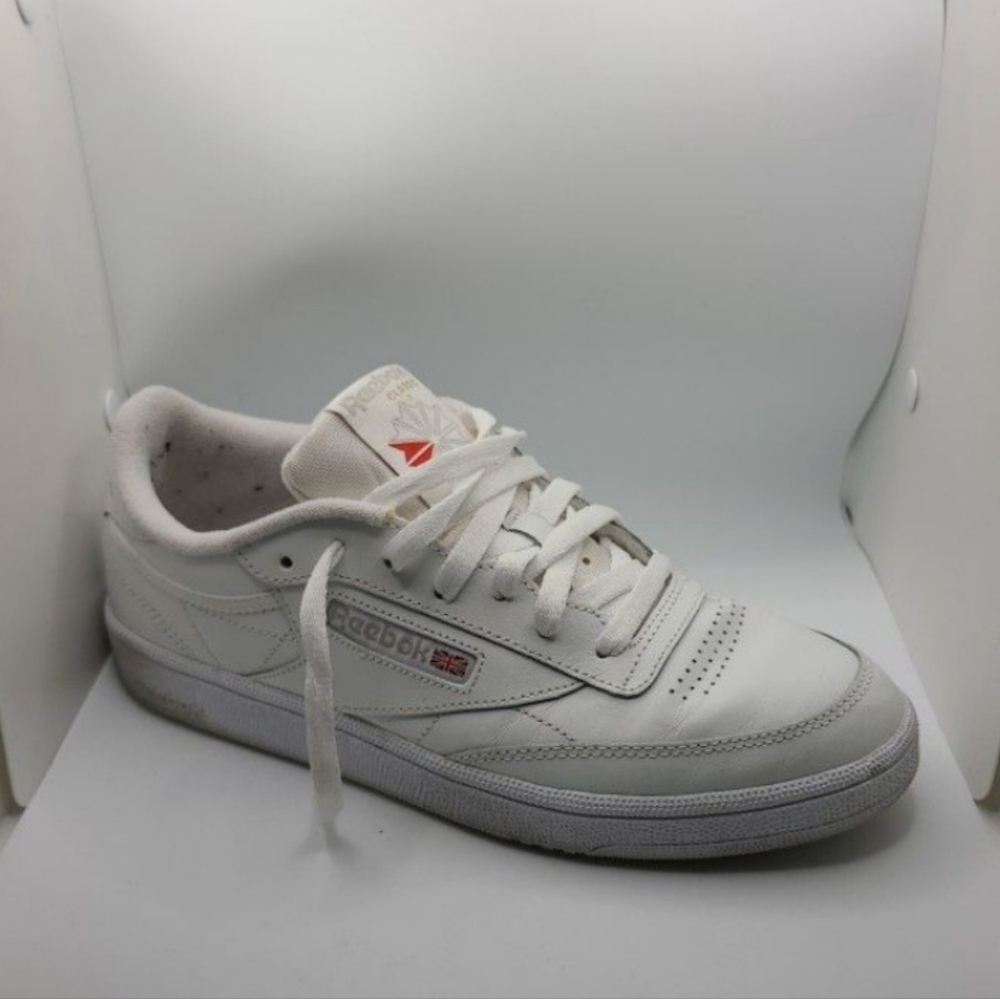 Reebok classic size 9.5 women's shoes